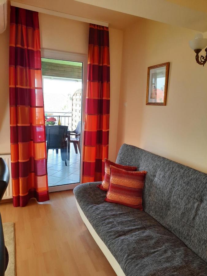 Harmónia Vendégház Balatonalmádi Extérieur photo