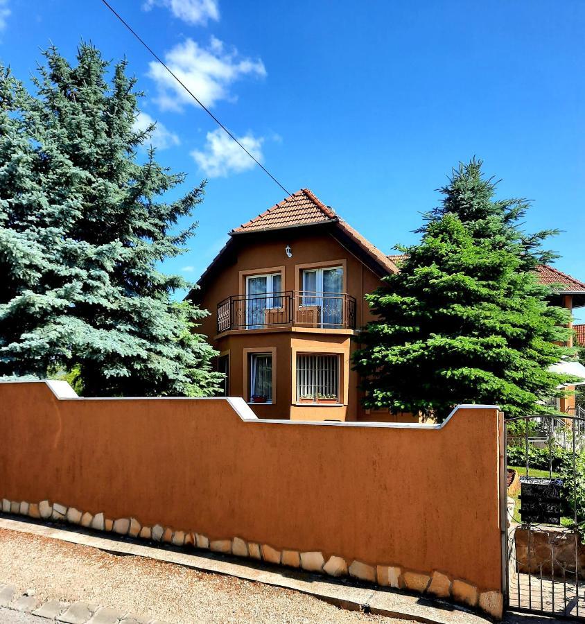 Harmónia Vendégház Balatonalmádi Extérieur photo