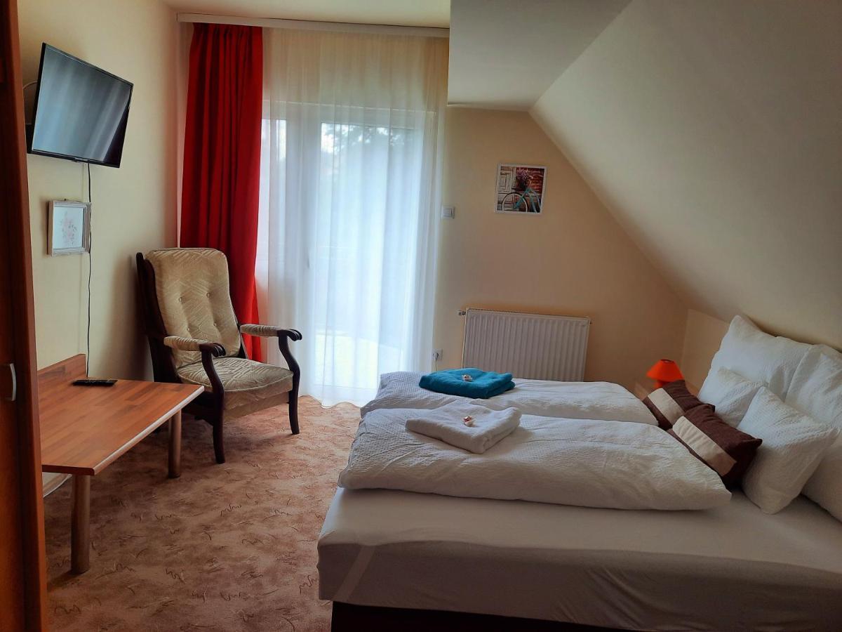 Harmónia Vendégház Balatonalmádi Extérieur photo